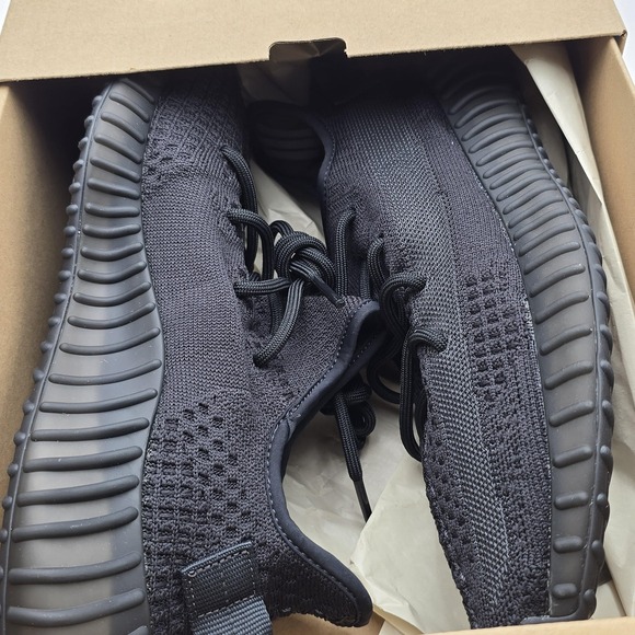Adidas Yeezy Boost 350 V2 Shoes Mens Size 9.5 Black Onyx Low Top Sneaker HQ4540 main image 6